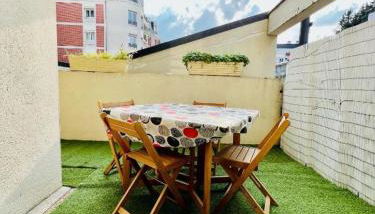 Charmant appartement en plein centre ville de Nogent sur Marne - Foto 5