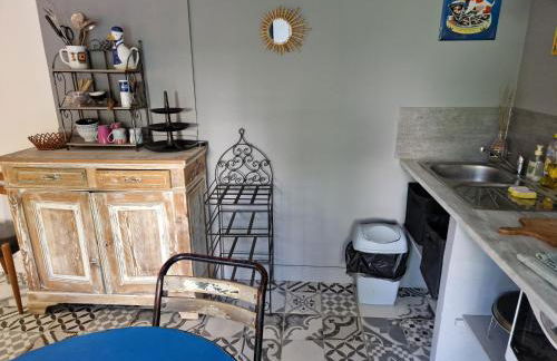 Gite L'Atelier studio de plain pieds accès piscine - Foto 14