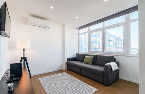 M J House - Foto 1