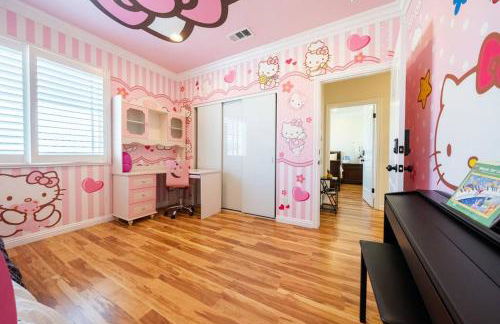 17-19ppl BTW Dsny Hllywd GarageParking Yard Grill - Foto 11