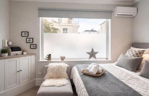 Beachfront Studio Direct Sea Views Air Conditioning Compact Coastal Crib - Foto 10