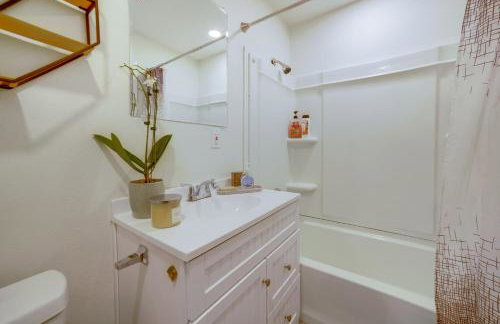 5 Mi to Dtwn Riverside and Hospital! Remote-Work Hub - Photo 19