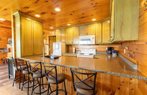 The Summit - 4 cabin getaway for 20 guests with views - Foto 28