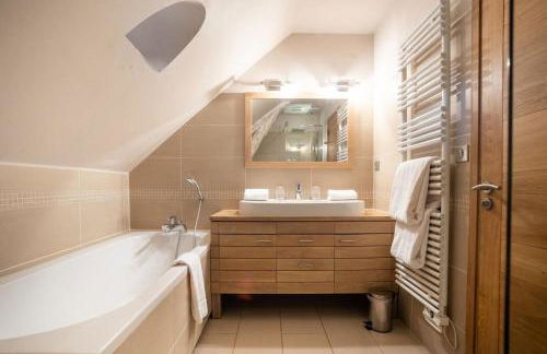 Maison 5 étoiles luxe 6p piscine privée chauffée Lascaux - Foto 34