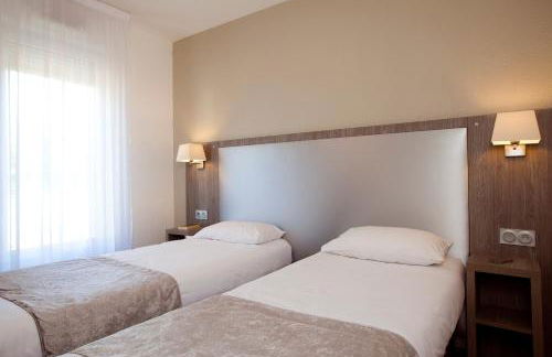 Séjours & Affaires Reims Clairmarais - Foto 10