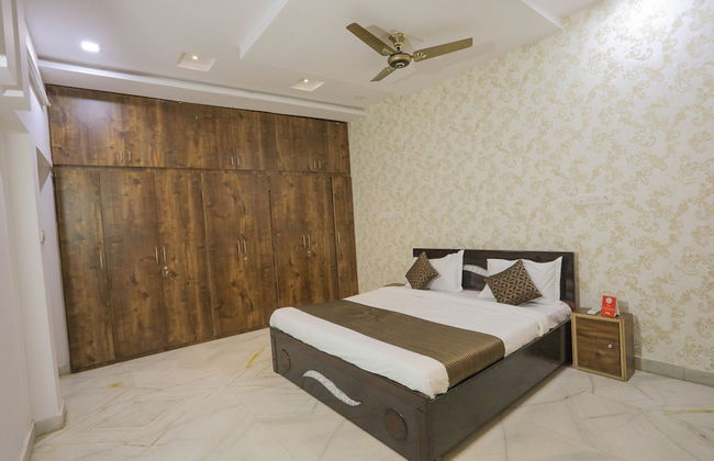 OYO 10287 Home 3BHK Villa near Lake City Mall - Foto 5