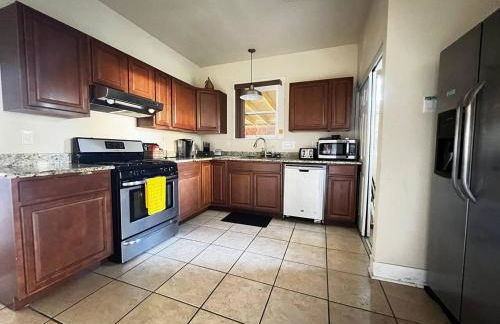 King Suite in shared home 9 Min to Convention Center - Foto 13