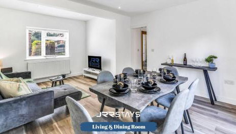Dudley - Stylish 3 Bedroom Sleeps 6 Wi-Fi - JRR Stays - Foto 4