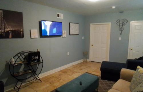 Cozy 2-bedroom unit in beautiful New Orleans with WiFi, AC - Foto 3