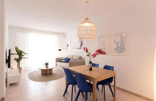 Beach Paradise Flat in Denia Centre w/ Large Pool - Foto 1