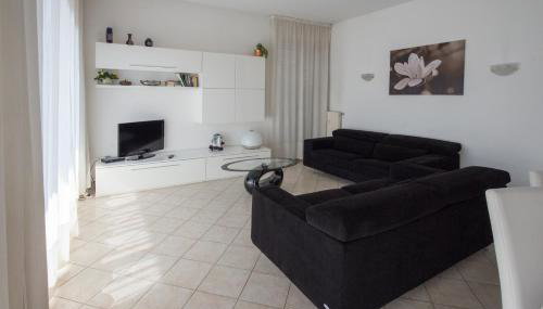 Silky House with Private Parking - Foto 4