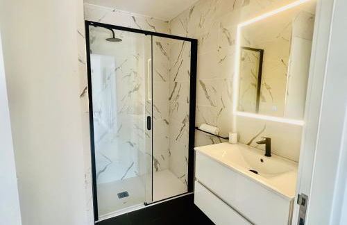 Vila Pombal Tomar Apartments - Pool & City Views - Foto 42