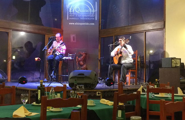 Eisbar, Wein und Abendessen - Foto 2