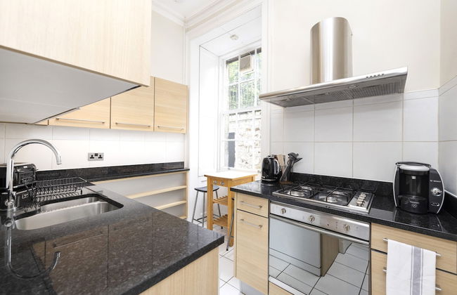 JOIVY Chic Flat Near Stockbridge Market W/ Patio - Foto 11