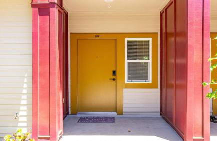 Newly Luxury Condo Oasis - Foto 20