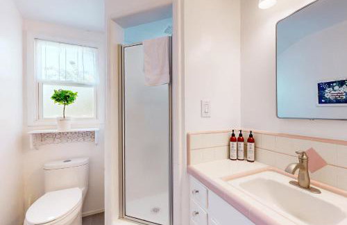 Evening Oasis - Photo 14