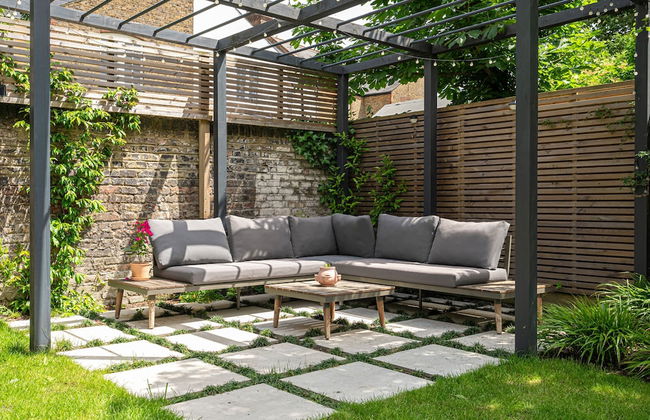 Chic and Colourful Family Home by Underthedoormat - Foto 55