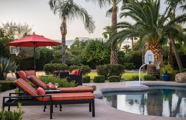 Preston by Avantstay 6BR Desert Oasis w/ Basketball Court, Pool & Hot Tub - Foto 20