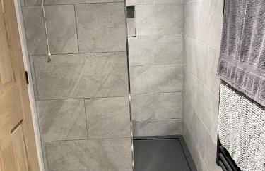 2 The Old Canteen, Two Minute Walk To Beach - Photo 5