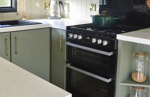 Lavender Lodge - Photo 17