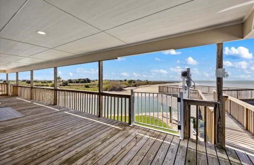 Bay Vista- NEW LISTING in Terramar Beach, 4 BR 3 BA, Boat slip home - Foto 8