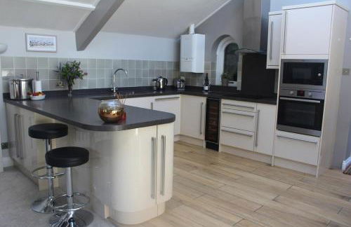 St Monica's - Foto 17