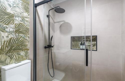M J House - Foto 15