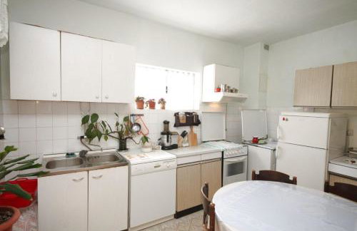 Apartments by the sea Ugljan - 8304 - Foto 24