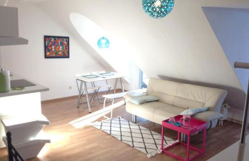 Studio Ochsenfurt mit sonnigem Balkon - Foto 1