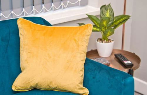 *Sleeps 9* Modern, 4 Bed House, Birmingham - Photo 8