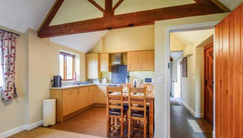 Cider House, Oosland Farm - Photo 4