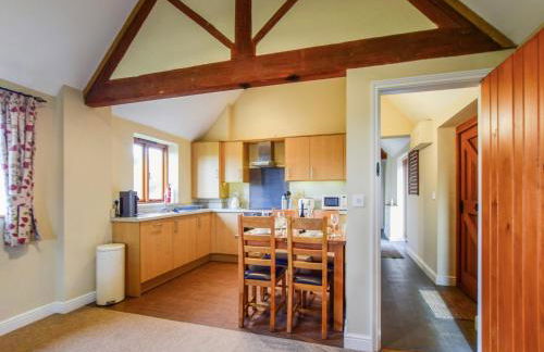 Cider House, Oosland Farm - Photo 4