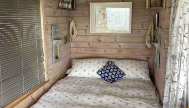 Romantic cliff top chalet at Whitsand Bay beach - Foto 5