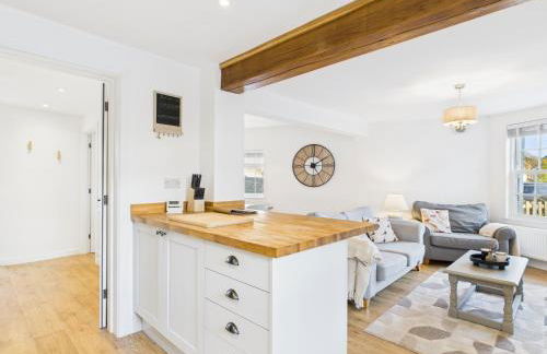 Corner House- hot tub and outdoor fireplace - Foto 16