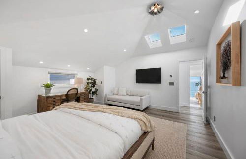 Distinguished Oceanfront Point Estate with Iconic Beach Mountain Vistas - Foto 24