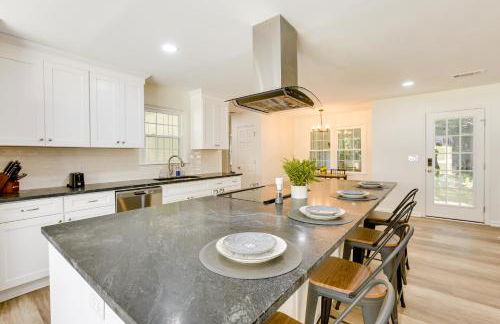 Northport Game Day Getaway 5 Mi to University! - Foto 1