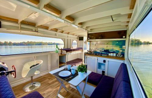 HAUSBOOT - Schwimmende feststehende Ferienwohnung direkt auf der Havel mit Weitblick aufs Wasser - Foto 20