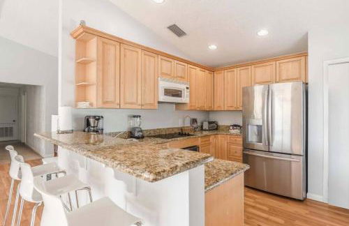 Large Deck, Lakefront, Yard Games - Foto 27