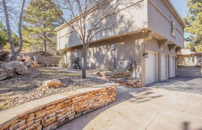 Verdant Oasisluxury, Traveler's Home W/hottub! - Foto 39