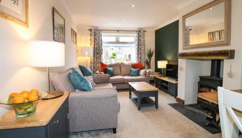 The Corner House - Photo 2