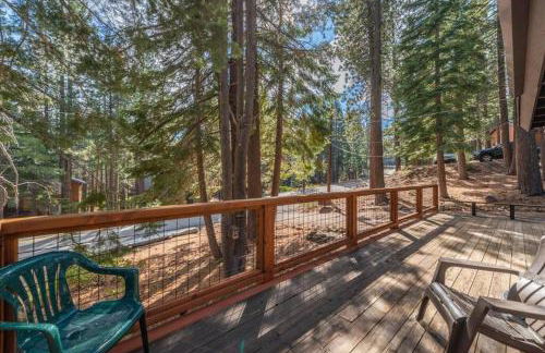 3BR Tahoe Donner Cabin with HOA Perks like Pools Hot-Tub Minutes to Trails Lake Golf - Foto 62