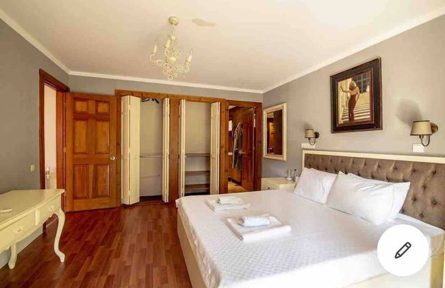 Very Special Villa, 6 and 3 Great For Family Reunions - Photo 15