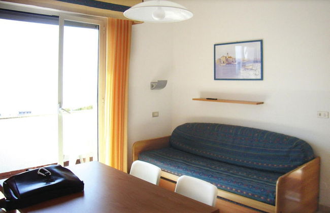 Holiday Flat in Pretty Residence With Communal Pool in Pietra Ligure - Foto 6