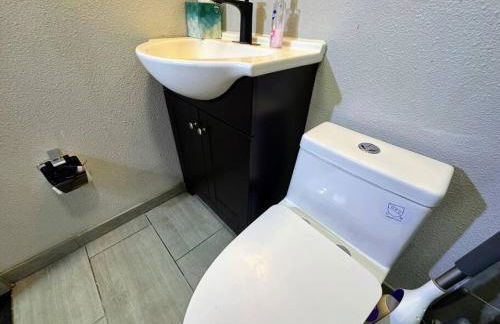 Modern condo near Fremont Street - Foto 37