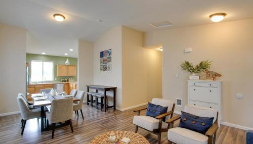 Waterfront Allyn Home with Fire Pit + 2 Kayaks! - Foto 5
