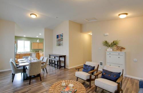 Waterfront Allyn Home with Fire Pit and 2 Kayaks! - Foto 9