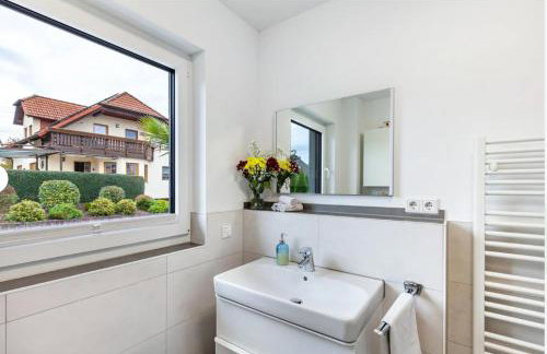 Ruhige Wohnung mit Terrasse - Foto 28