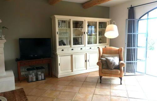 Maison Roquebeauresse - Piscine privée - Foto 14