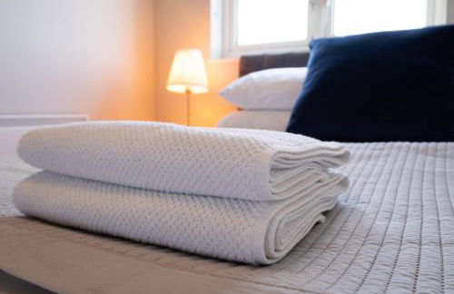 Modern 2 Bed Apartment Near Gatwick - Foto 15