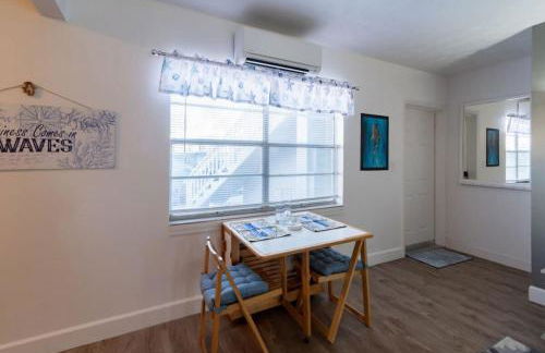 1BR Steps From Beach Heart of Cocoa Beach - Foto 13